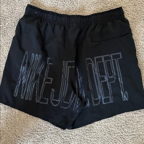 Nike Men's Black Athletic Shorts - Picture 2 of 7